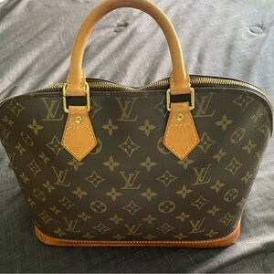 AUTHENTIC LOUIS VUITTON
